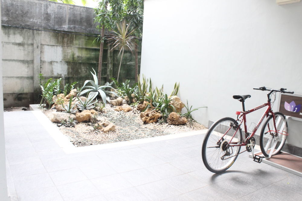 Hotel Tilamas Juanda Sawotratap Extérieur photo